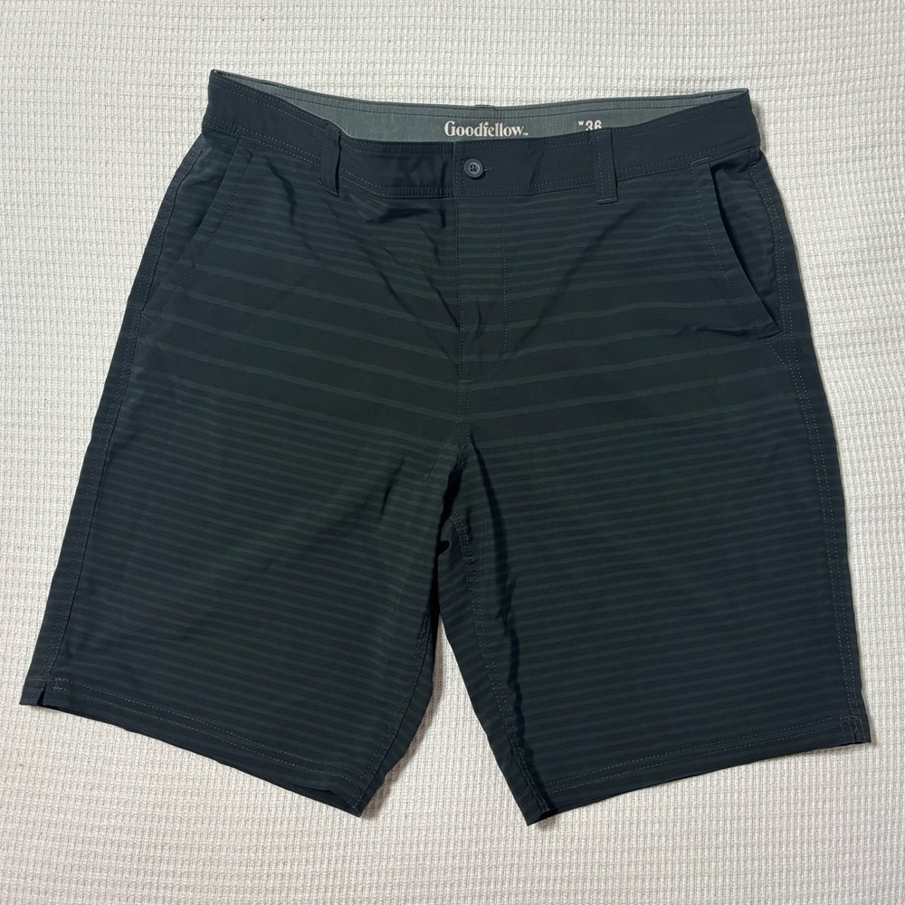 Goodfellow & Co Men's Black Striped Swim Trunks